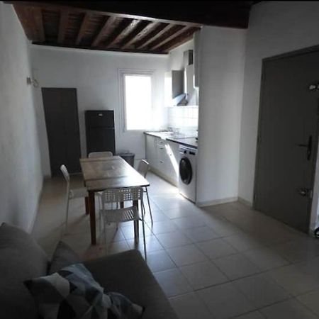 Appartement La vue du palais à Avignon Extérieur photo